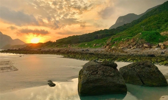 Tour du lịch trọn gói: Sài Gòn - Côn Đảo 2024